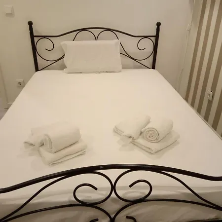 2 Floors Gaia On The Beach Villa *